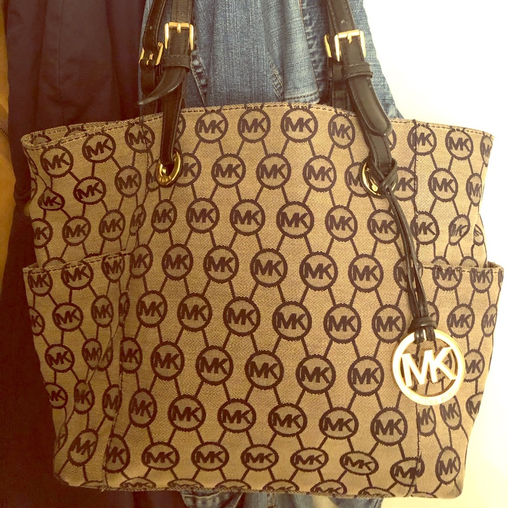 Michael Kors purse